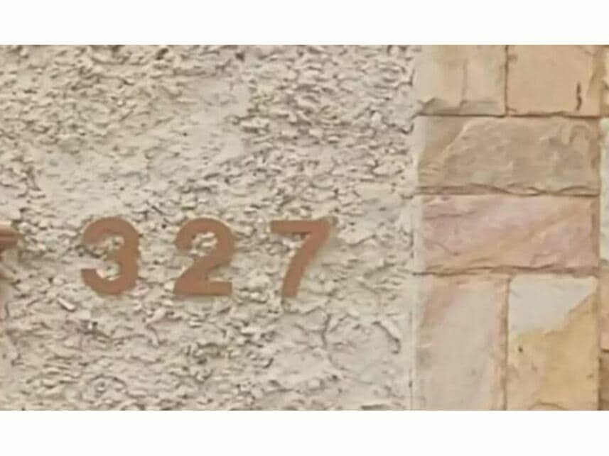 Foto 2 de 3: Casa em leilão em Santa Luzia - MG — Casa à venda em leilão