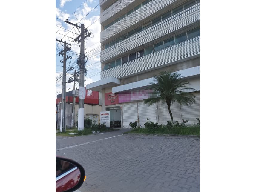 Foto 2 de 20: Comercial em leilão em Itaboraí - RJ — Sala Comercial à venda