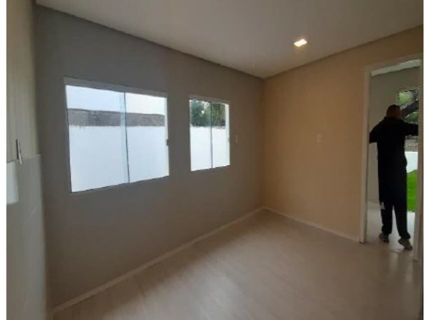Foto 7 de 16: Casa em leilão em Alvorada - RS — Casa à venda em leilão