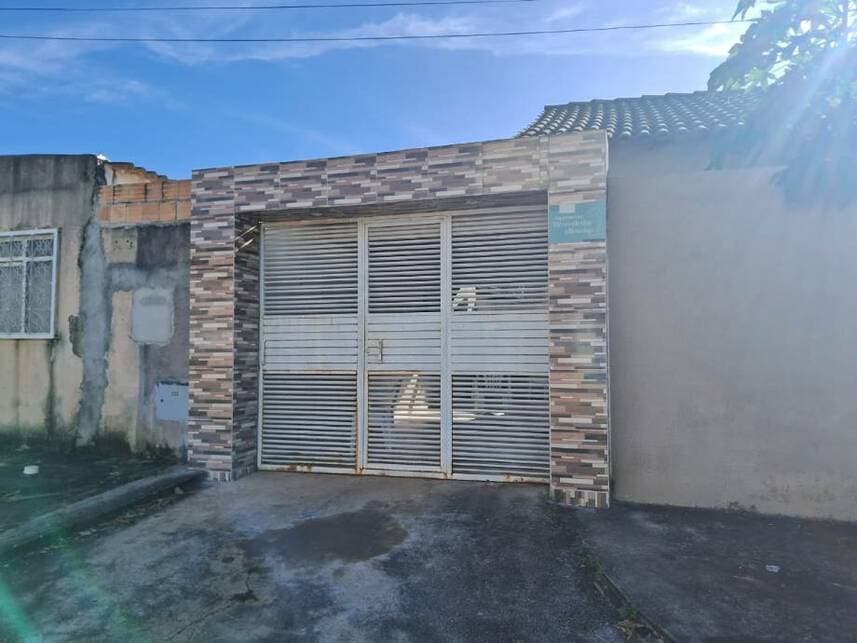 Foto 1 de 19: Casa em leilão em Luziânia - GO — Casa à venda em leilão