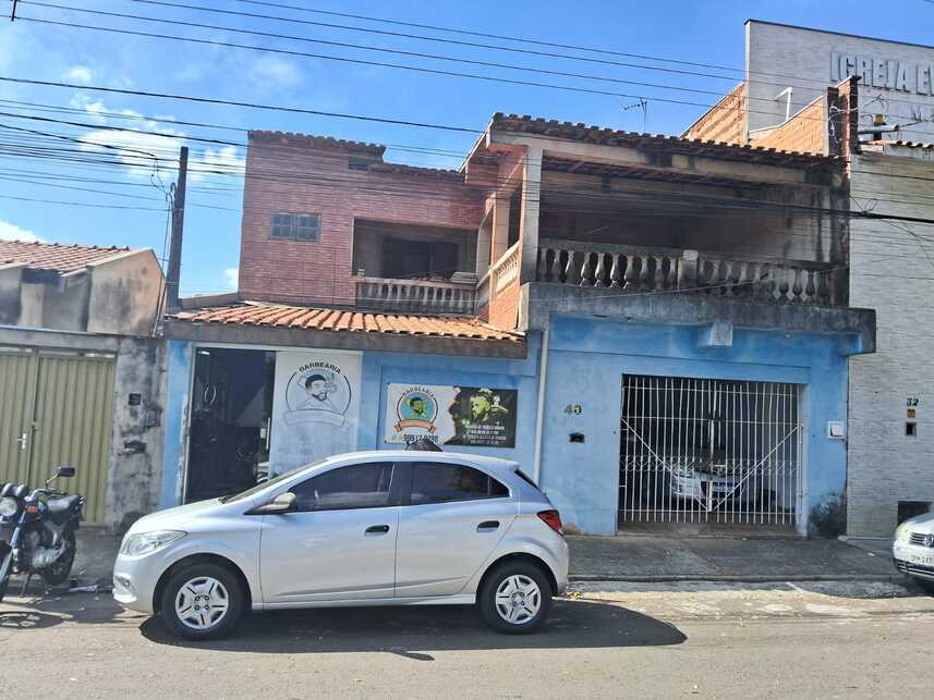 Comercial em leilão em Piracicaba - SP — Residencial / Comercial à venda em leilão