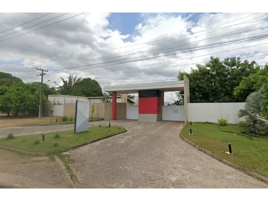 Casa em leilão em Caxias - MA — Casa à venda em leilão