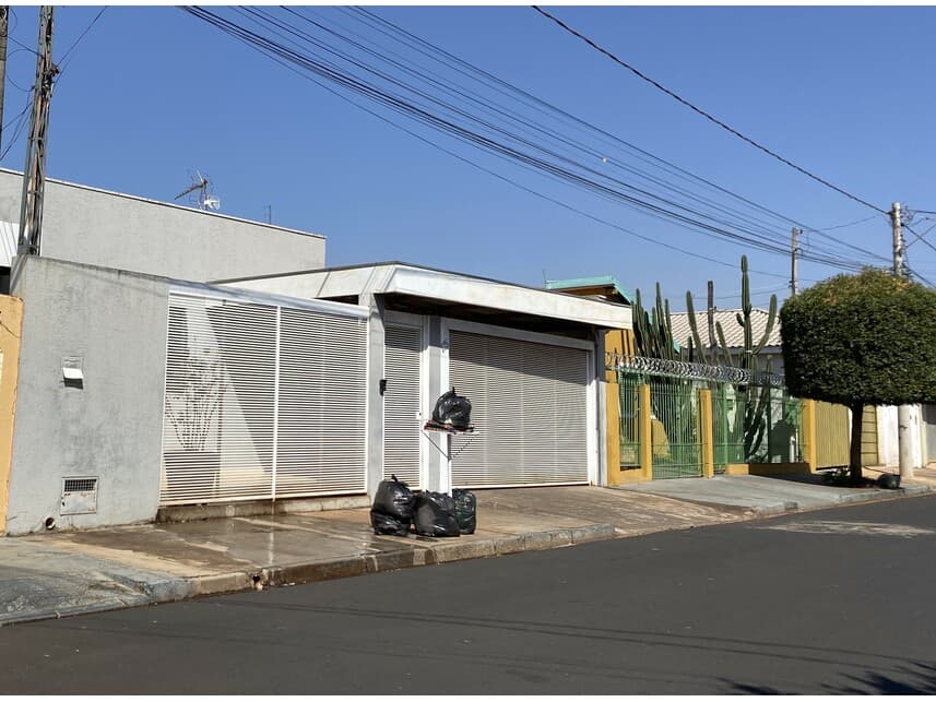 Foto 2 de 2: Casa em leilão em Jaboticabal - SP — Casa à venda em leilão