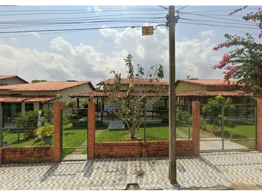 Casa em leilão em Gravatá - PE — Casa à venda em leilão