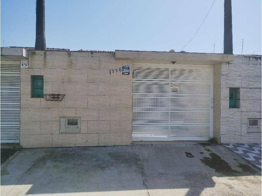 Casa em leilão em Itanhaém - SP — Casa à venda em leilão