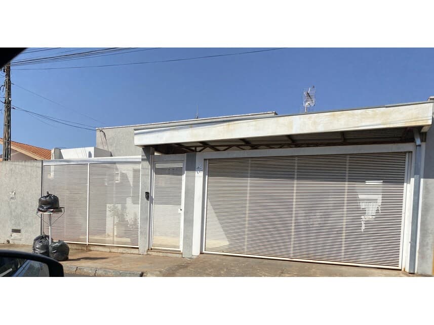 Foto 1 de 2: Casa em leilão em Jaboticabal - SP — Casa à venda em leilão