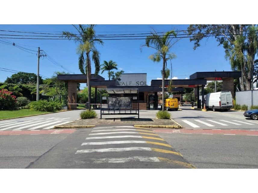 Foto 1 de 2: Casa em leilão em Tremembé - SP — Casa à venda em leilão