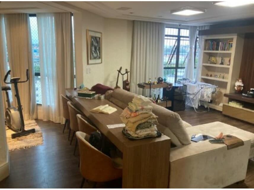 Foto 2 de 12: Apartamento em leilão em São José - SC — Apartamento à venda em leilão