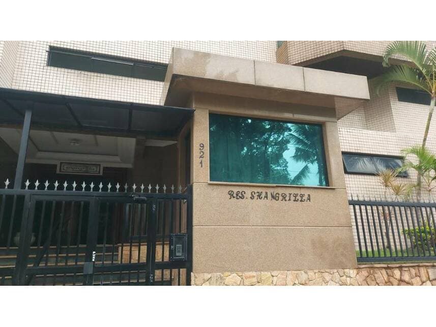 Apartamento em leilão em Praia Grande - SP — Apartamento à venda em leilão