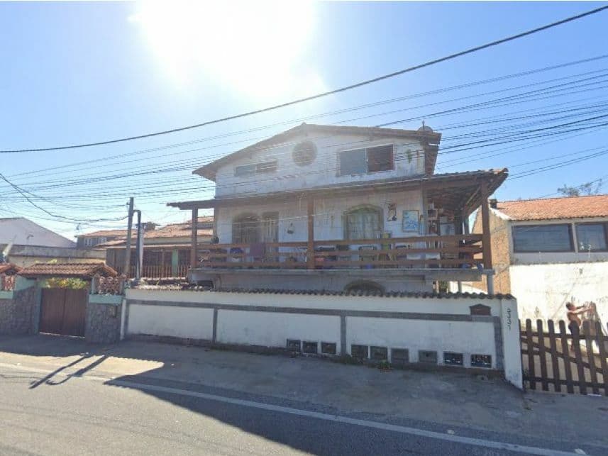Foto 1 de 3: Casa em leilão em Saquarema - RJ — Casa à venda em leilão