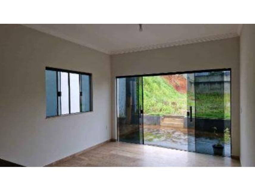 Foto 5 de 12: Casa em leilão em Cachoeira Paulista - SP — Casa à venda em leilão