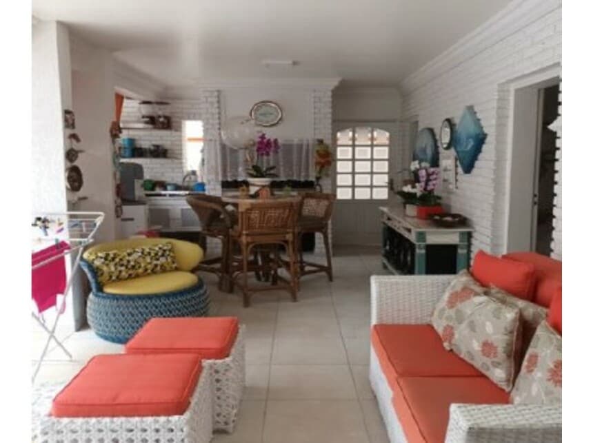 Foto 15 de 27: Casa em leilão em Santana De Parnaíba - SP — Casa à venda em leilão