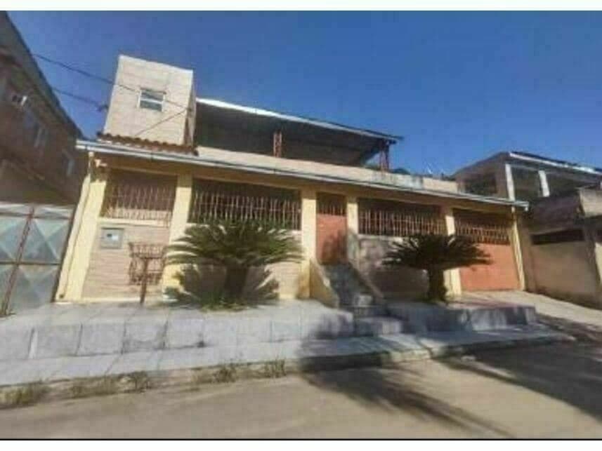 Casa em leilão em Nova Iguaçu - RJ — Casa à venda em leilão