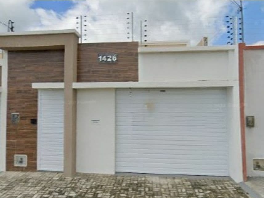 Casa em leilão em Sobral - CE — Casa à venda em leilão