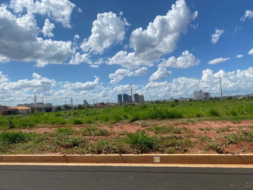 Terreno em leilão em Uberlândia - MG — Terreno à venda em leilão