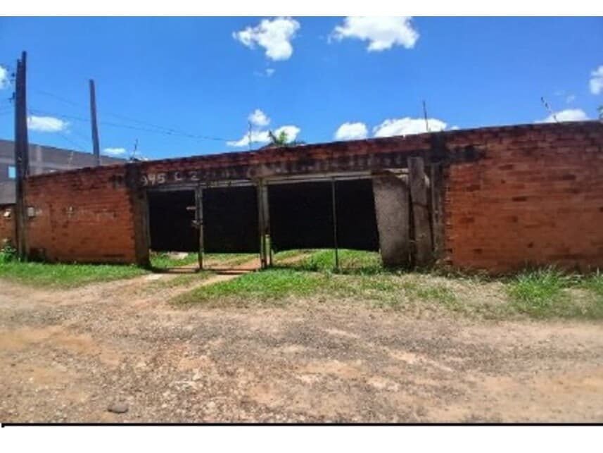 Casa em leilão em Piracicaba - SP — Casa à venda em leilão