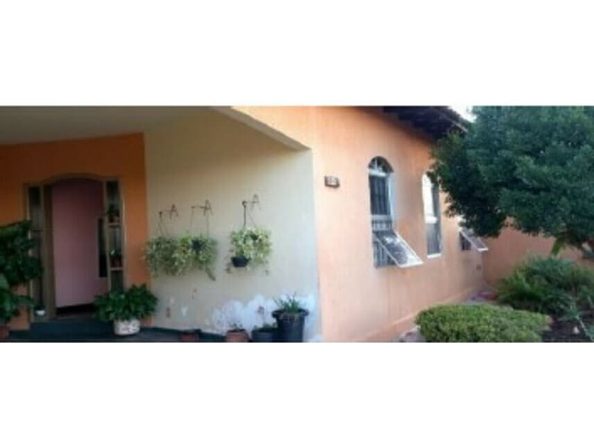 Foto 2 de 16: Casa em leilão em Ourinhos - SP — Casa à venda em leilão