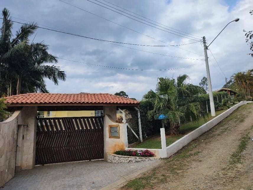 Foto 2 de 15: Casa em leilão em Mairinque - SP — Casa à venda em leilão