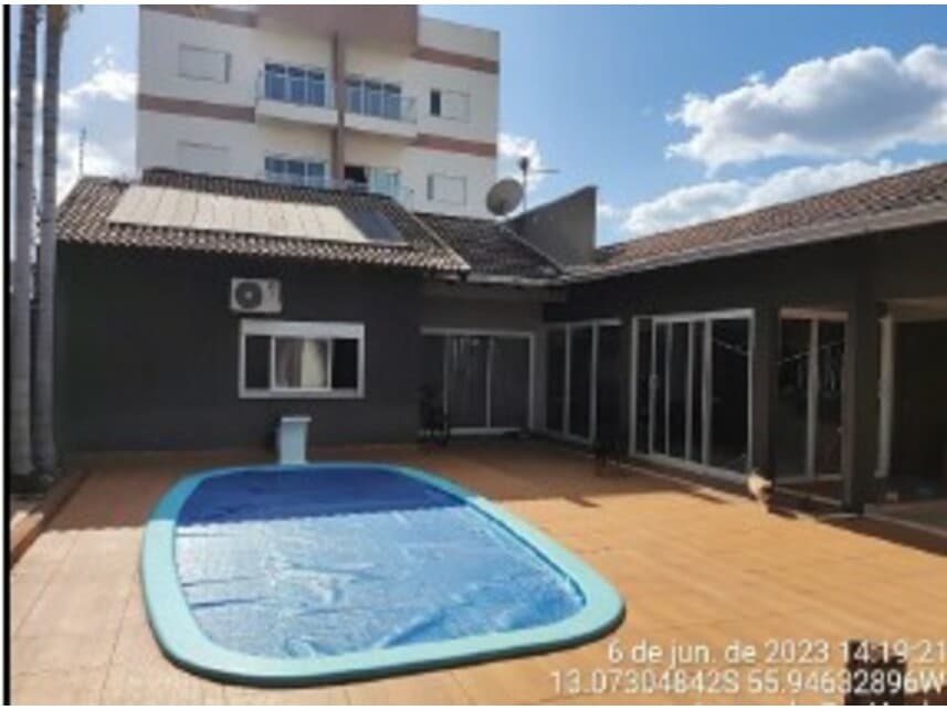 Foto 3 de 10: Casa em leilão em Lucas Do Rio Verde - MT — Casa à venda em leilão