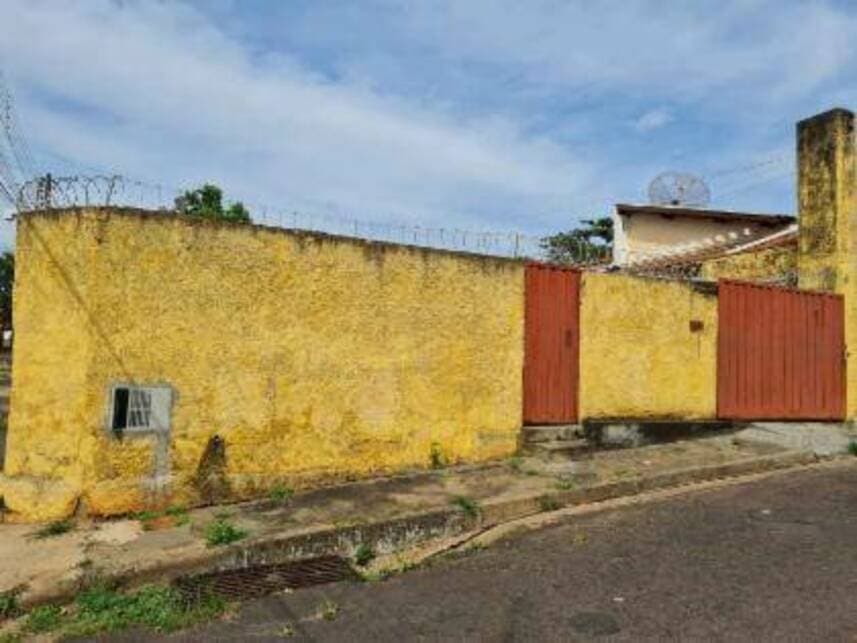 Casa em leilão em Tupã - SP — Casa à venda em leilão