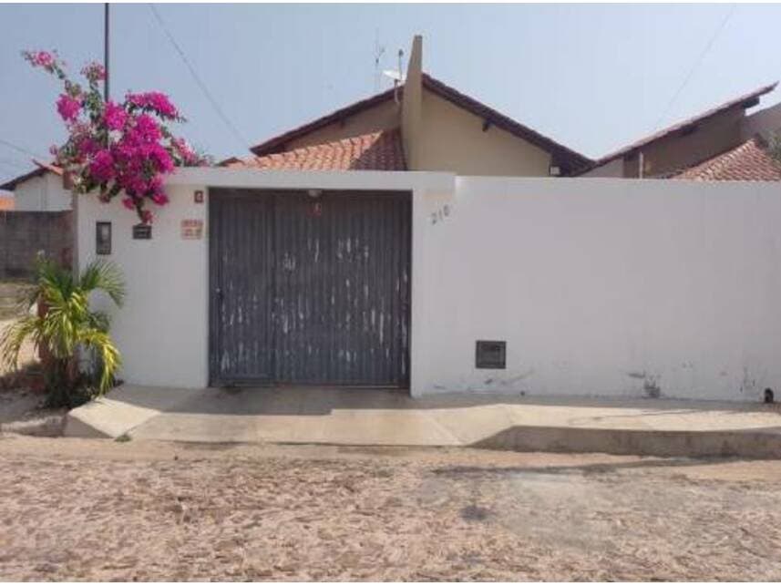 Casa em leilão em Parnaíba - PI — Casa à venda em leilão