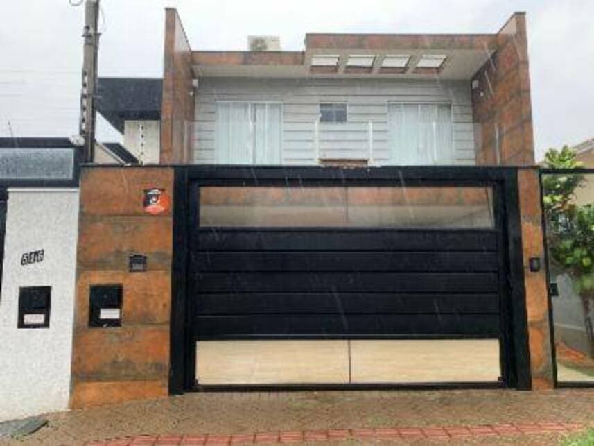 Foto 8 de 24: Casa em leilão em Maringá - PR — Casa à venda em leilão