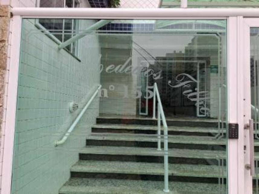 Foto 3 de 6: Apartamento em leilão em Praia Grande - SP — Apartamento à venda em leilão