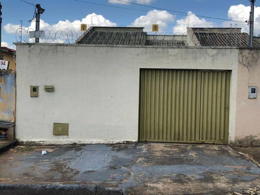 Foto 2 de 22: Casa em leilão em Trindade - GO — Casa à venda em leilão