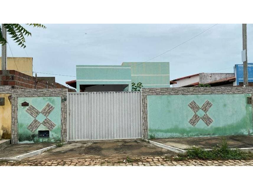Casa em leilão em Macau - RN — Casa à venda em leilão