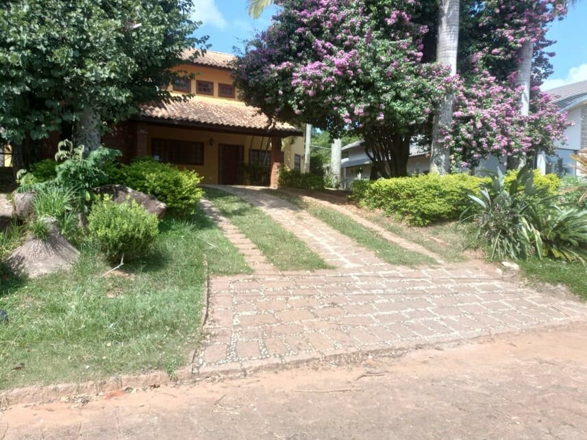 Casa em leilão em Itupeva - SP — Casa à venda em leilão
