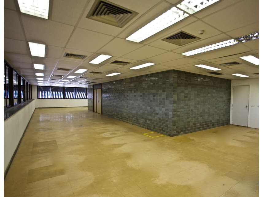 Foto 12 de 42: Comercial em leilão em Recife - PE — Imóvel Comercial à venda em leilão