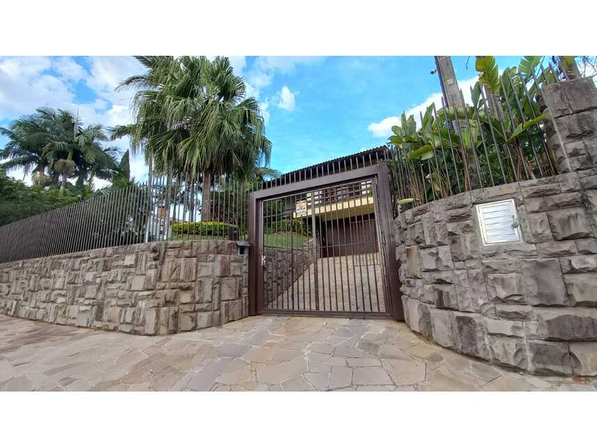 Foto 2 de 17: Casa em leilão em Esteio - RS — Casa à venda em leilão