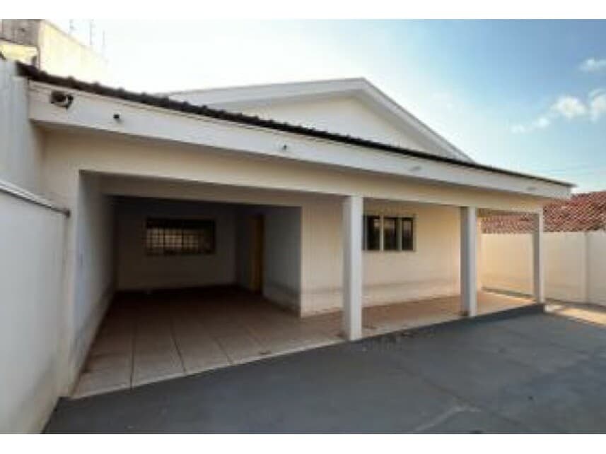 Foto 3 de 3: Casa em leilão em Matão - SP — Casa à venda em leilão