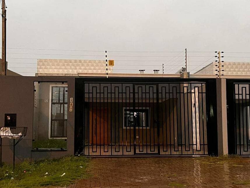 Foto 2 de 12: Casa em leilão em Cascavel - PR — Casa à venda em leilão