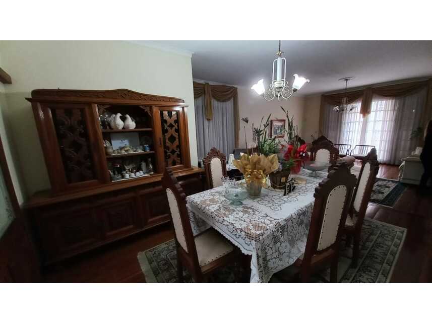 Foto 6 de 17: Casa em leilão em Esteio - RS — Casa à venda em leilão