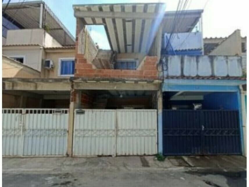 Casa em leilão em Nilópolis - RJ — Casa à venda em leilão