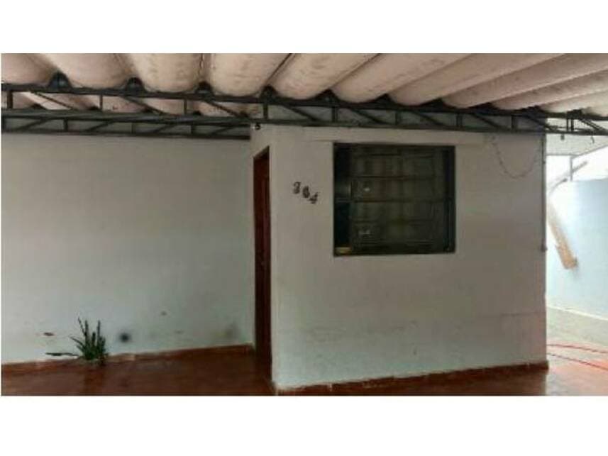 Foto 2 de 10: Casa em leilão em Birigui - SP — Casa à venda em leilão