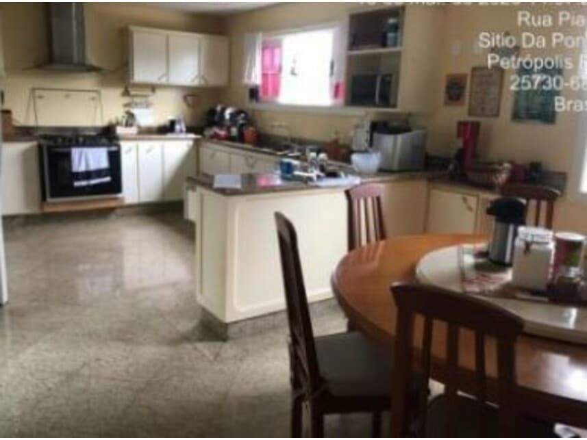 Foto 10 de 12: Casa em leilão em Petrópolis - RJ — Casas à venda em leilão