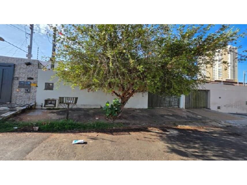 Casa em leilão em Anápolis - GO — Casa à venda em leilão