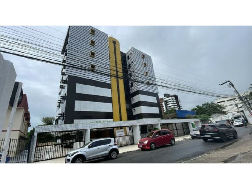 Apartamento em leilão em Maceió - AL — Apartamento à venda em leilão