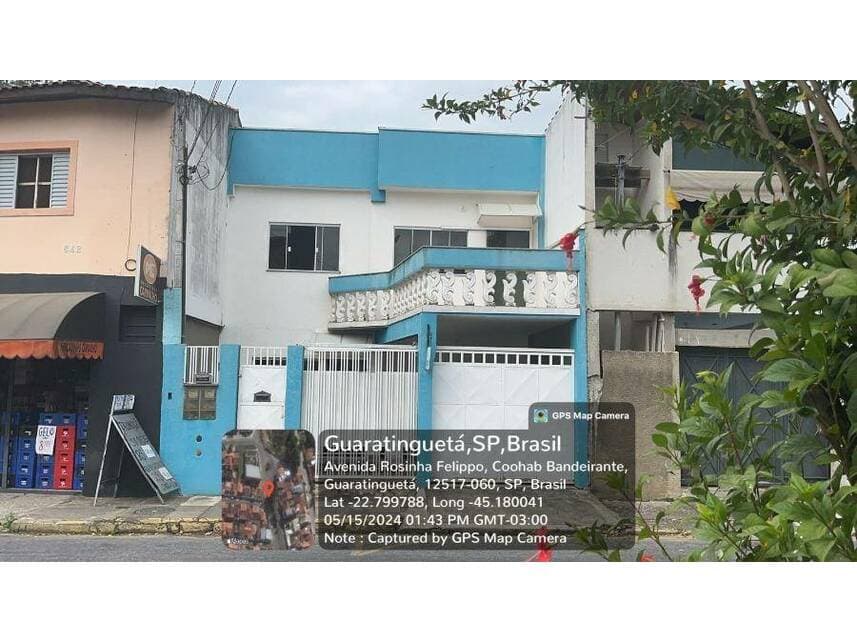 Casa em leilão em Guaratinguetá - SP — Casa à venda em leilão