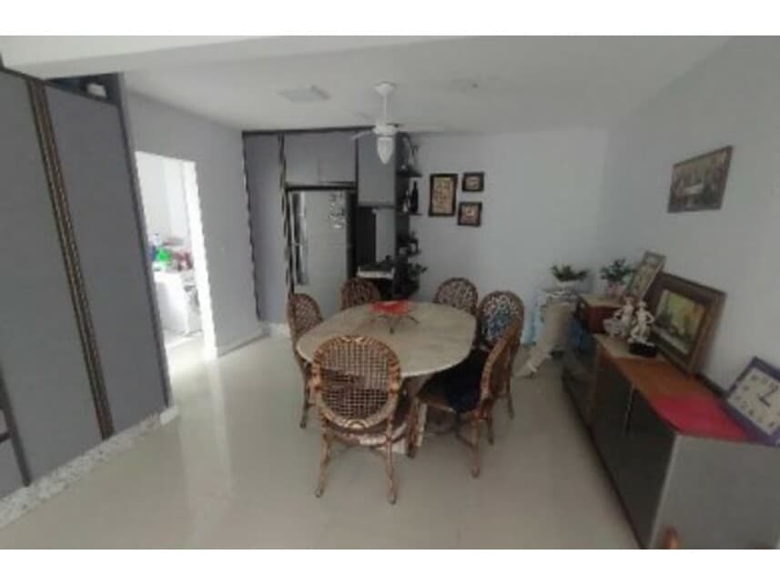 Foto 7 de 18: Casa em leilão em Balneário Camboriú - SC — Casa à venda em leilão