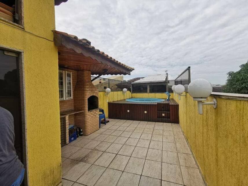 Foto 12 de 14: Casa em leilão em Nilópolis - RJ — Casa à venda em leilão