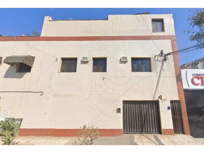 Casa em leilão em Nilópolis - RJ — Casa à venda em leilão