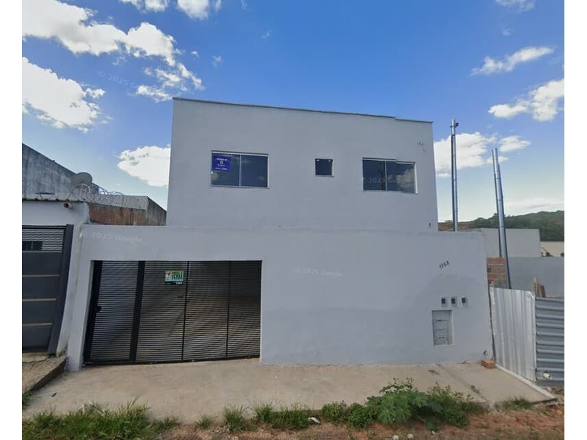Apartamento em leilão em Nova Serrana - MG — Apartamento à venda em leilão
