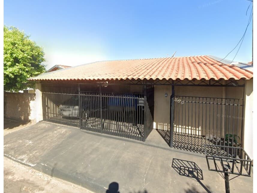 Casa em leilão em Tupã - SP — Casa à venda em leilão