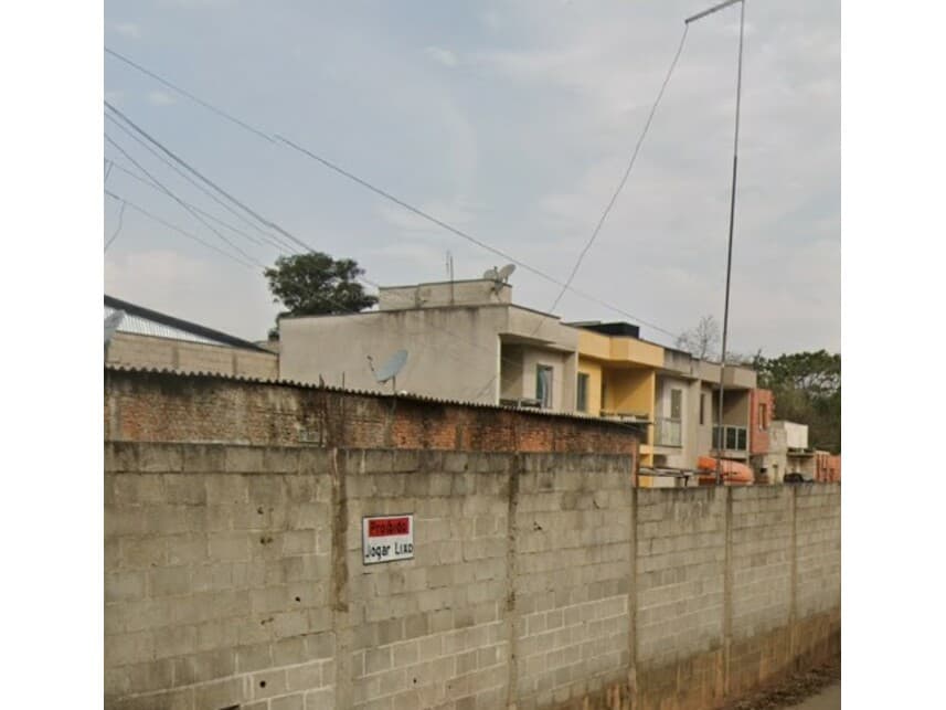 Foto 1 de 2: Casa em leilão em Amparo - SP — Casas à venda em leilão