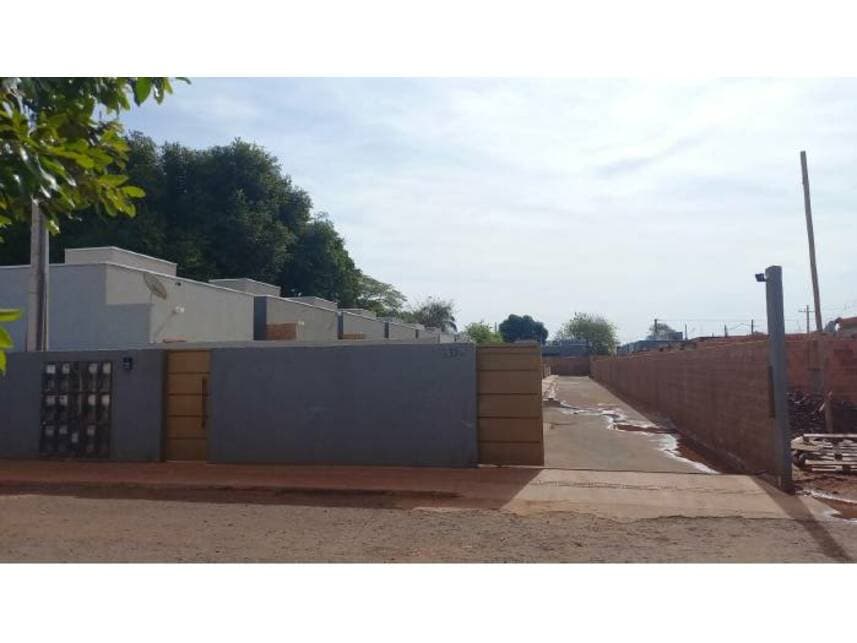 Foto 3 de 3: Casa em leilão em Sidrolândia - MS — Casa à venda em leilão