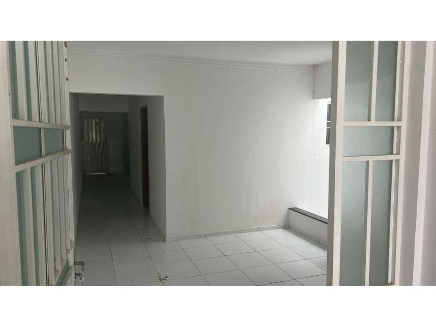Foto 6 de 12: Casa em leilão em Patos - PB — Casa à venda em leilão