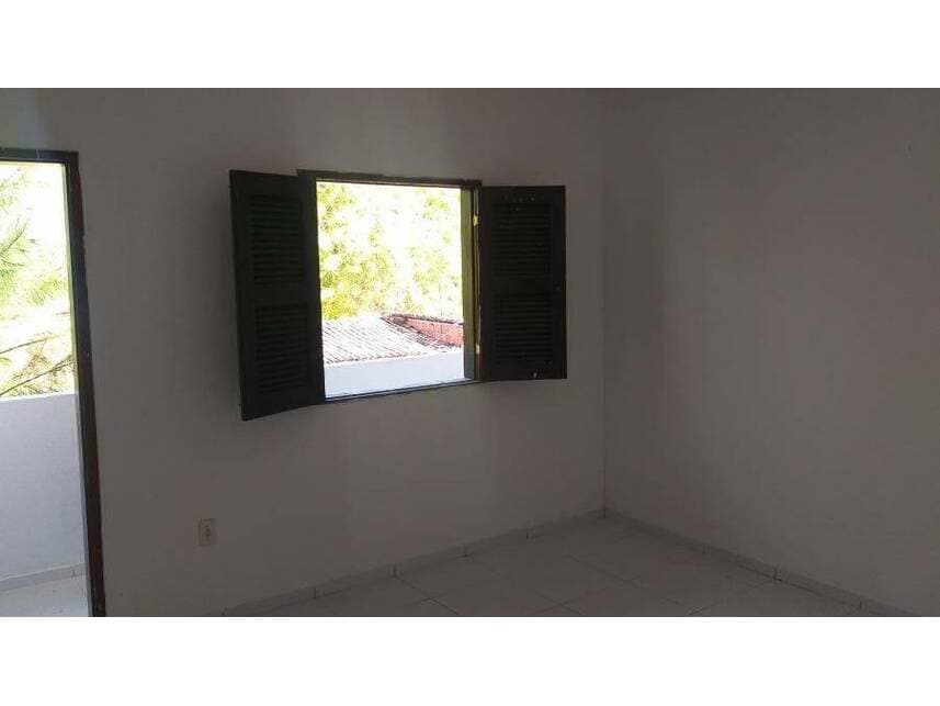 Foto 11 de 15: Casa em leilão em Horizonte - CE — Casa à venda em leilão
